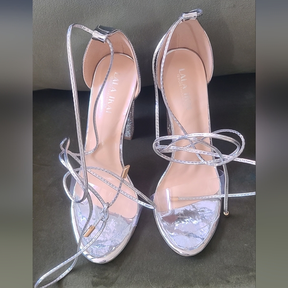 BNIB Lala Akai open toe rhinestone ankle strappy clear sandals sz 38 - Picture 7 of 8